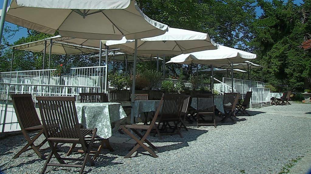 Hotel Rondanino Ланцо-д’Интельви Экстерьер фото