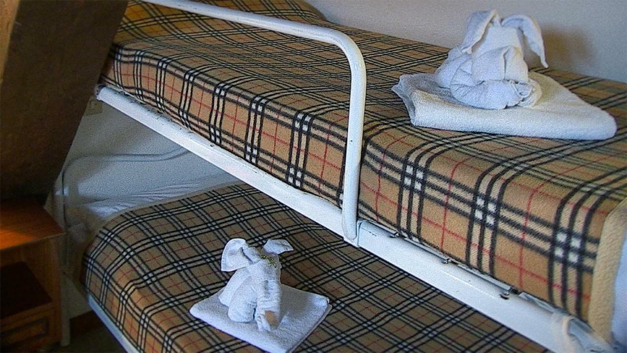 Hotel Rondanino Ланцо-д’Интельви Экстерьер фото