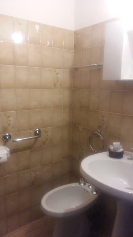 Hotel Rondanino Ланцо-д’Интельви Экстерьер фото