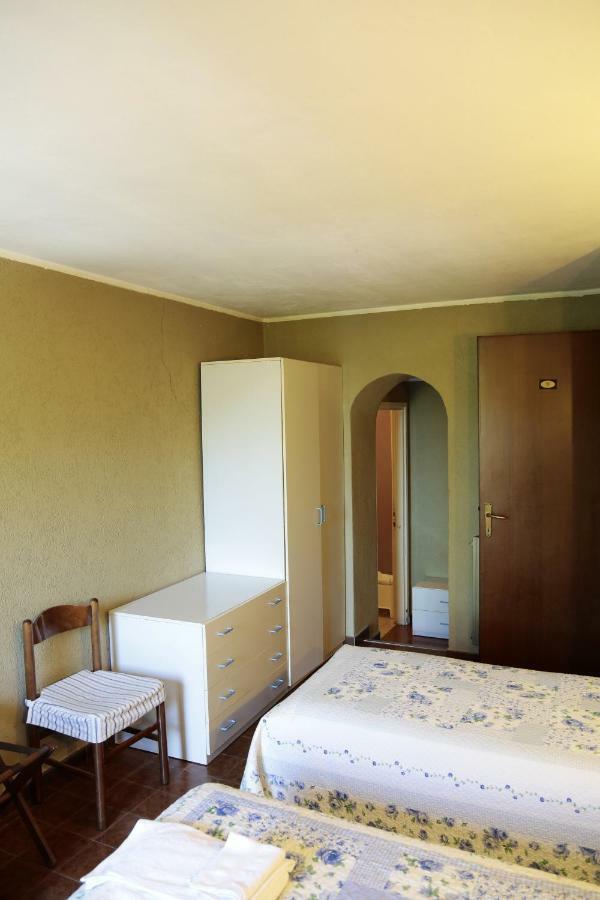 Hotel Rondanino Ланцо-д’Интельви Экстерьер фото