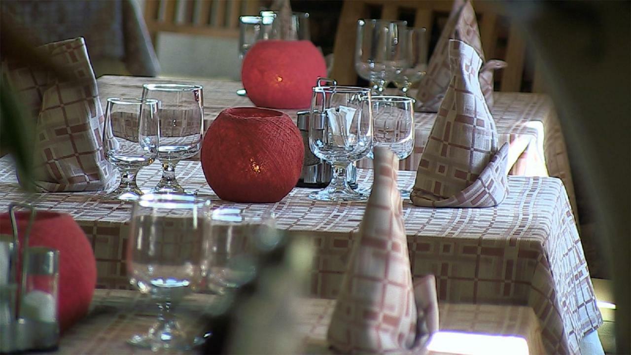 Hotel Rondanino Ланцо-д’Интельви Экстерьер фото